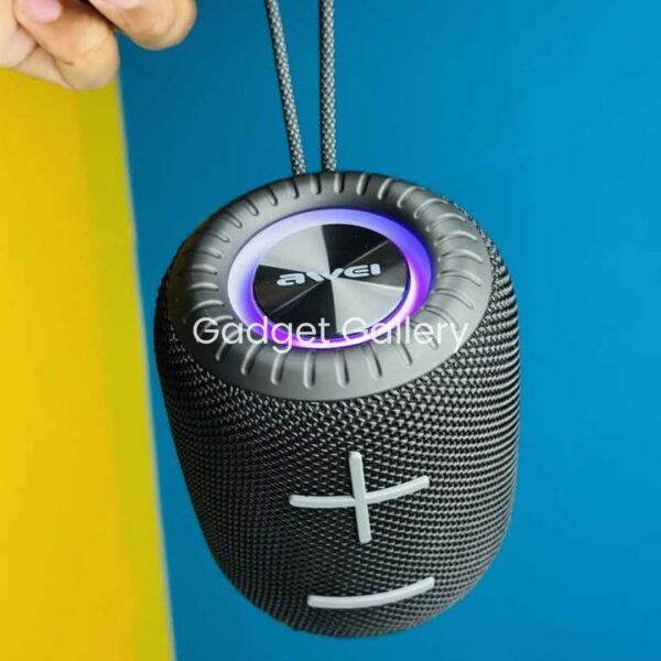 Awei Y526 Mini Portable Bluetooth Speaker