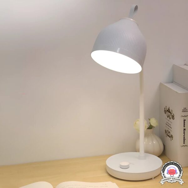 YAGE YG-T126 Rechargeable LED Table Lamp